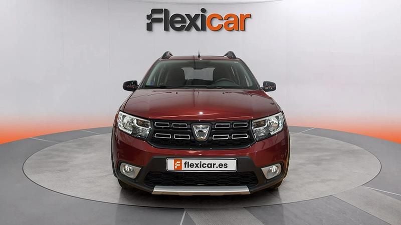 Usado Dacia Sandero Essentiel 90 CV (66 kW) 2019 Burdeos Utilitario