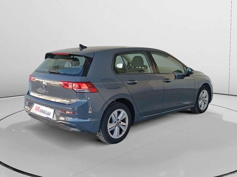 Usado VW Golf VIII Life 111 CV (81 kW) 2024 Gris Utilitario