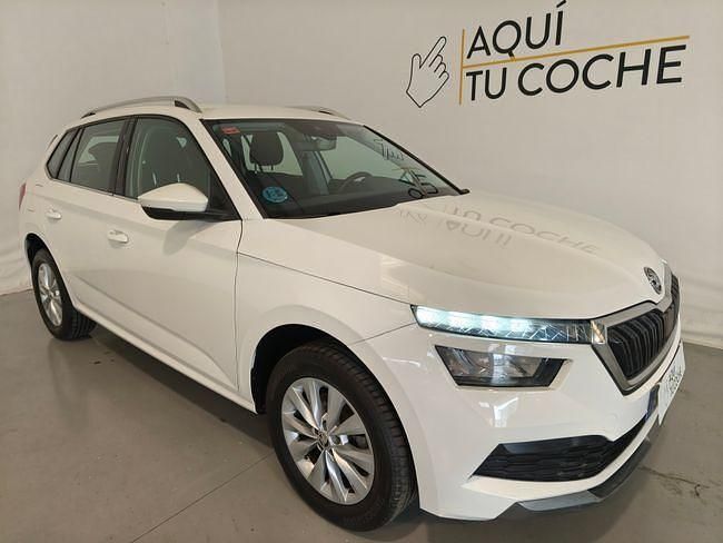 Usado Skoda Kamiq Ambition 110 CV (80 kW) 2021 Blanco SUV
