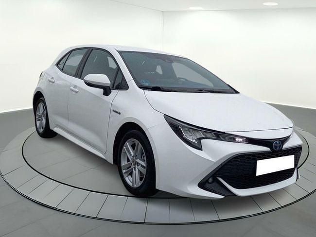 Usado Toyota Corolla Active 122 CV (89 kW) 2021 Blanco Berlina