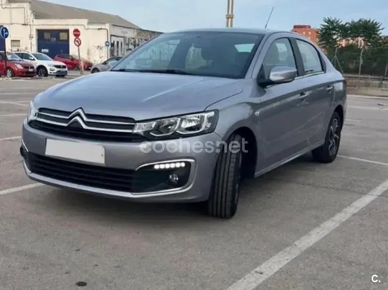 Usado Citroën C-Elysee I Feel 82 HP (60 kW) 2019 Cinzento Sedan