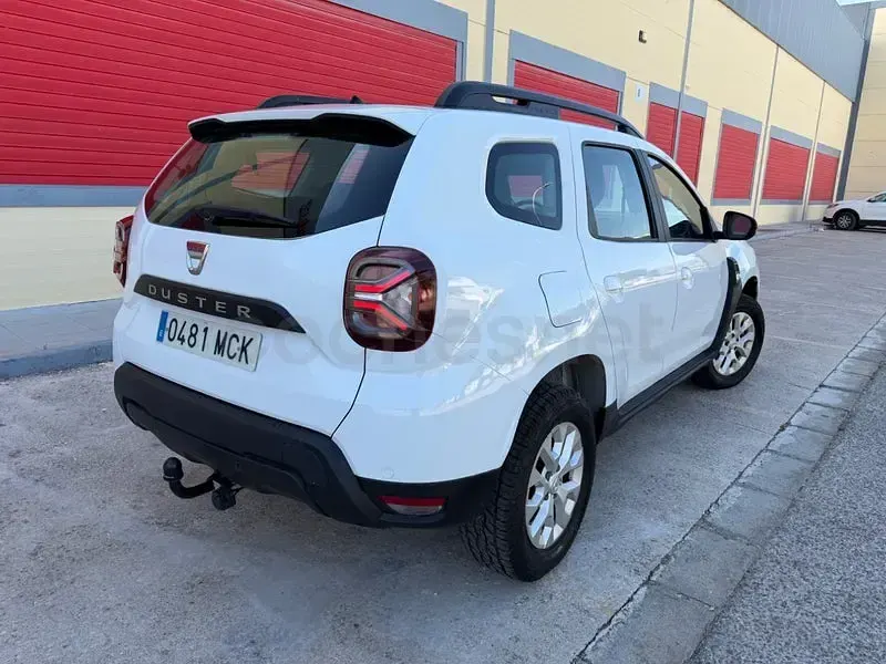 Usado Dacia Duster Essentiel 115 CV (84 kW) 2022 Blanco SUV
