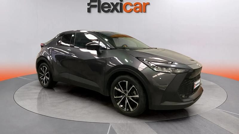 Usado Toyota C-HR Advance 140 CV (102 kW) 2024 Gris SUV