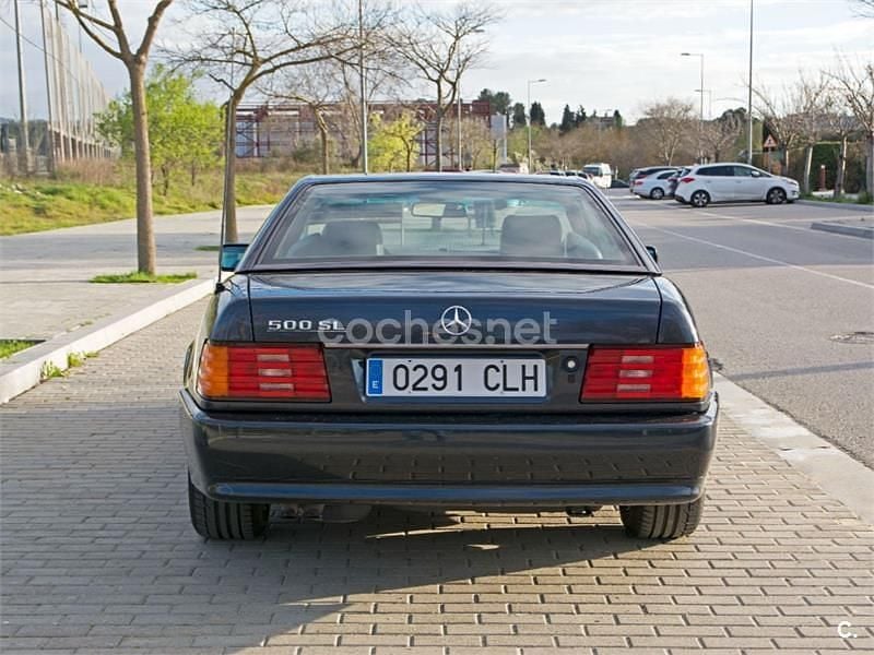 Usado Mercedes SL500 320 CV (235 kW) 1993 Gris / plata Descapotable