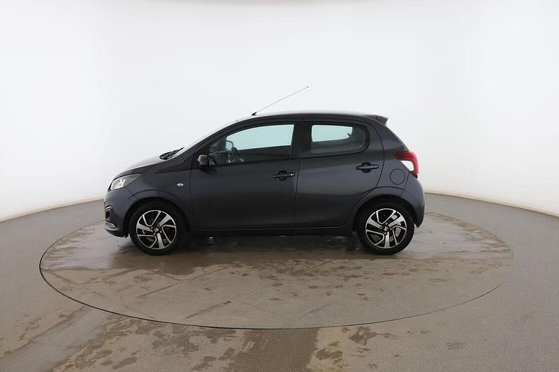 Usado Peugeot 108 Allure 70 CV (51 kW) 2017 Gris Berlina