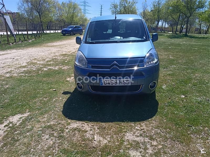Usado Citroën Berlingo 92 CV (67 kW) 2013 Azul Monovolumen