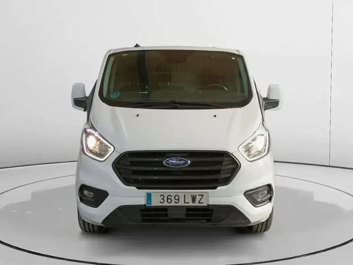 Usado Ford Transit Custom Trend 130 CV (95 kW) 2022 Blanco Berlina