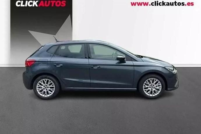 Usado Seat Ibiza FR 115 CV (84 kW) 2025 Utilitario