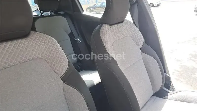 Usado Renault Clio V Evolution 100 CV (73 kW) 2024 Blanco Berlina