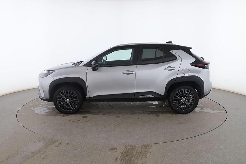 Usado Toyota Yaris Cross 116 CV (85 kW) 2021 Gris SUV