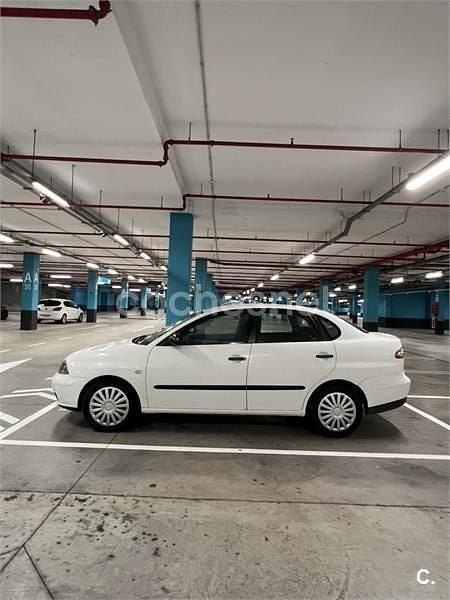 Usado Seat Cordoba Stylance 85 CV (62 kW) 2006 Blanco Berlina