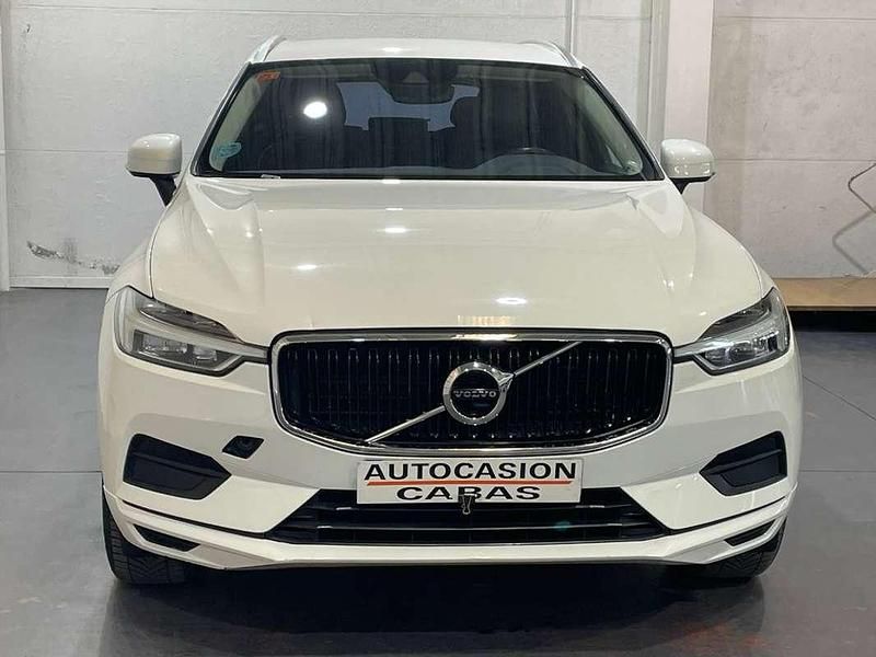 Käytetty Volvo XC60 Momentum 190 HP (139 kW) 2019 Valkoinen Katumaasturi