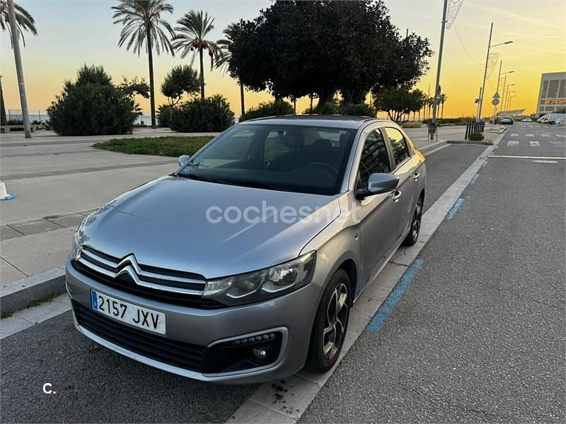 Gris / plata Usado 2017 Citroën C-Elysee I PureTech Berlina | 4550 € (Buen precio) - Imagen 1/4