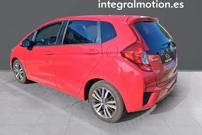 Usado Honda Jazz Elegance 102 CV (75 kW) 2017 Rojo Utilitario