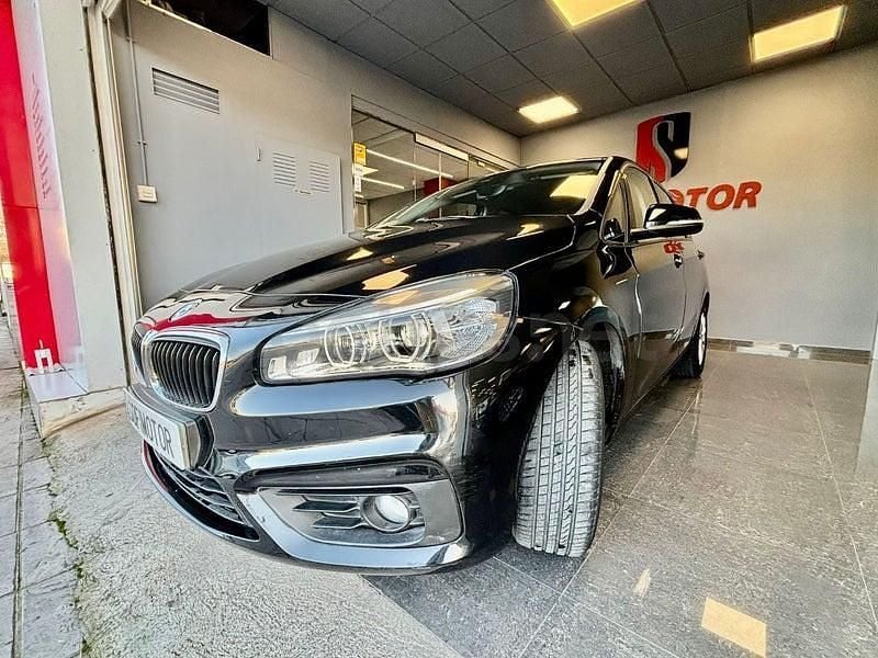 Usado BMW 216 Active Tourer 116 CV (85 kW) 2017 Negro Monovolumen