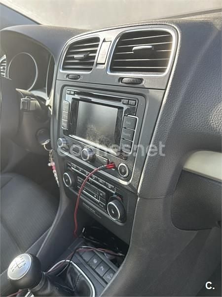 Usado VW Golf VI Advance 105 CV (77 kW) 2011 Gris / plata Utilitario