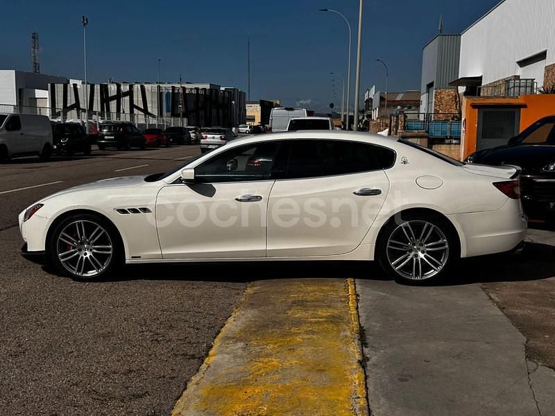 Usado Maserati Quattroporte 410 CV (301 kW) 2014 Blanco Berlina