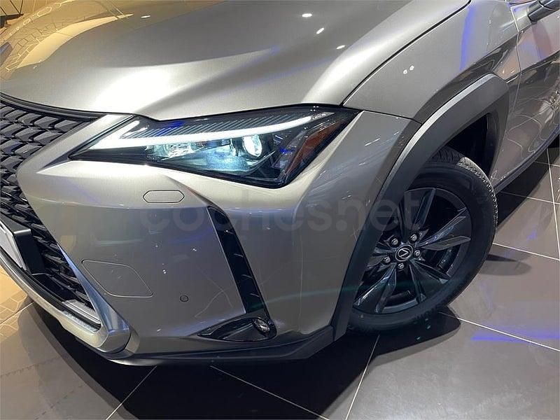 Usado Lexus UX Business Edition 184 CV (135 kW) 2022 Negro SUV