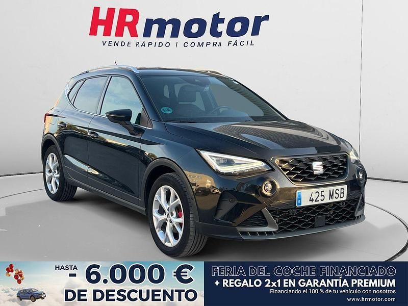 Negro Usado 2024 Seat Arona FR SUV | 21.500 € (Precio justo) - Imagen 1/4