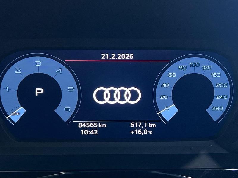 Usado Audi A3 S-Line 150 CV (110 kW) 2022 Gris Berlina