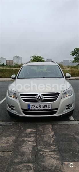 Usado VW Tiguan 140 CV (102 kW) 2010 Gris / plata SUV
