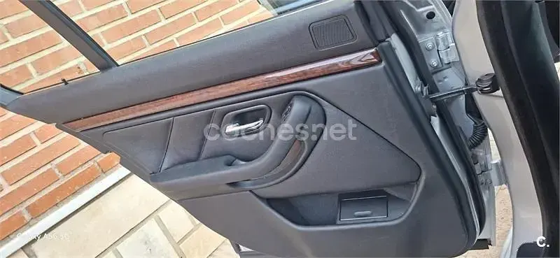 Usado BMW 530 Exclusive 193 CV (141 kW) 2004 Gris / plata Berlina