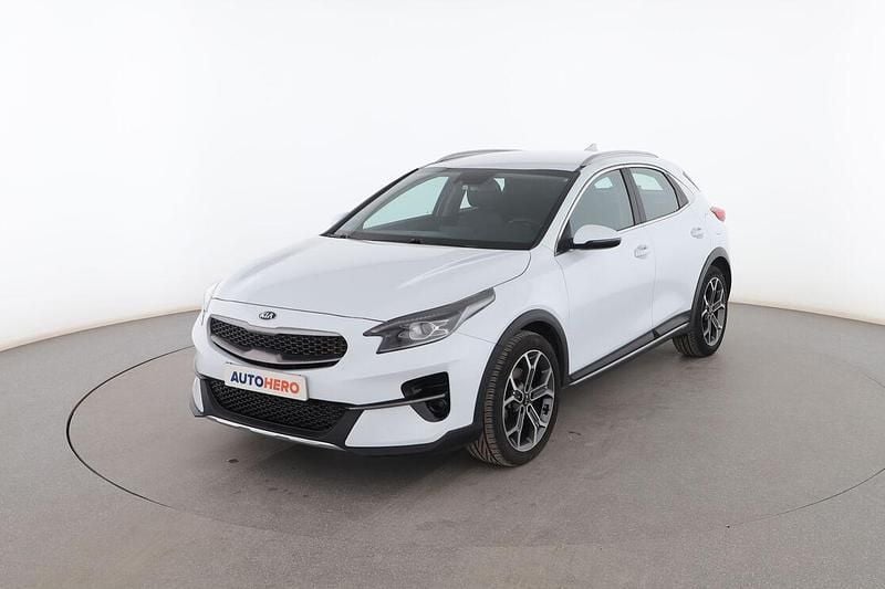 Blanco Usado 2021 Kia XCeed SUV | 21.599 € (Precio justo) - Imagen 1/4