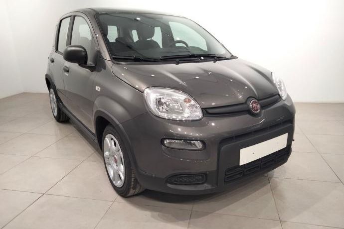 Usado Fiat Panda 69 CV (50 kW) 2024 Gris Utilitario