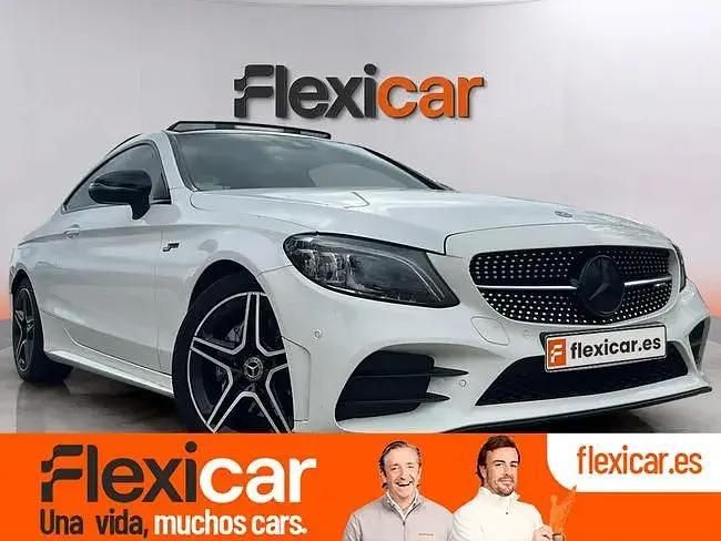Usado Mercedes C220 194 CV (142 kW) 2019 Blanco Coupe
