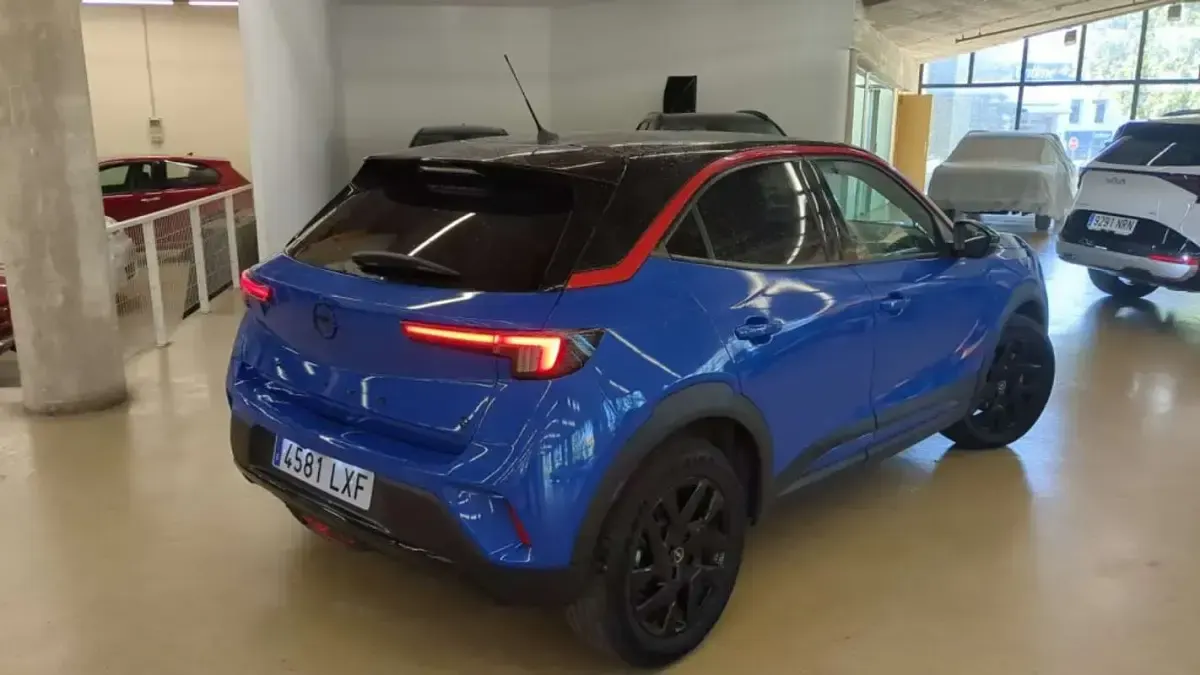 Usado Opel Mokka-e GS Line 100 kW (136 CV) 2022 Azul SUV