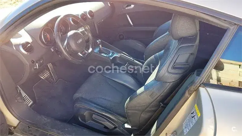 Begagnad Audi TT S-Line 200 HK (147 kW) 2009 Beige Sportkupé