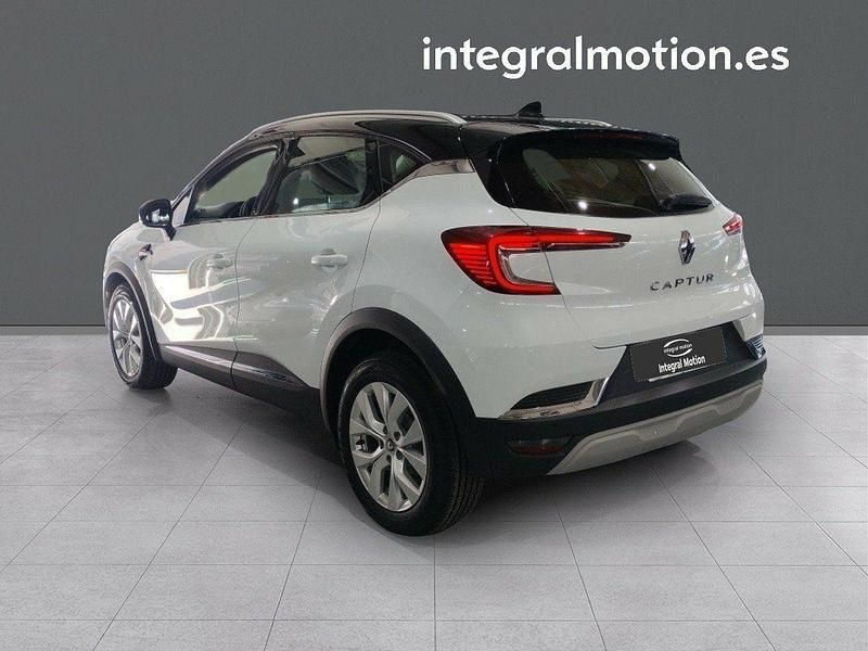 Usado Renault Captur Intens 90 CV (66 kW) 2021 Blanco SUV