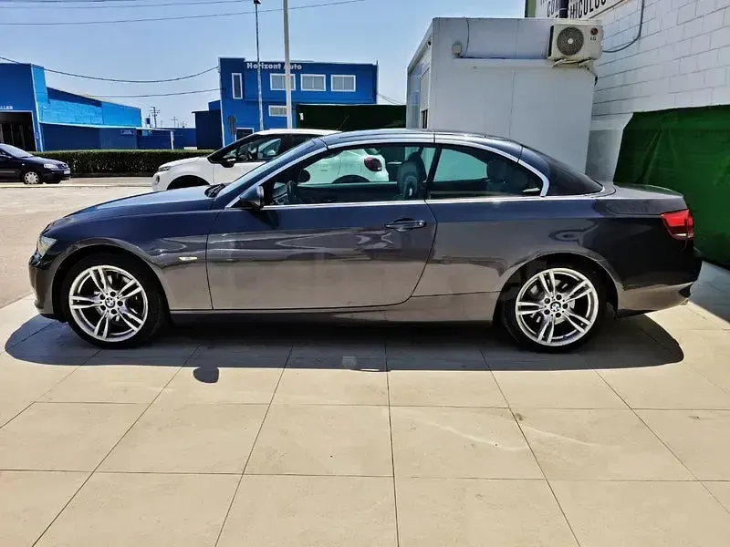 Usado BMW 320 Cabriolet 170 CV (125 kW) 2010 Azul Descapotable