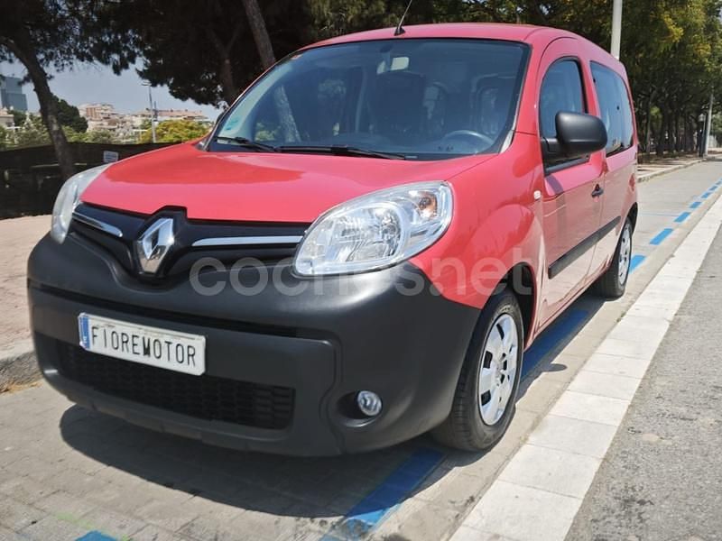 Rojo Usado 2021 Renault Kangoo Edition One Monovolumen | 12.500 € (Un poco caro) - Imagen 1/4