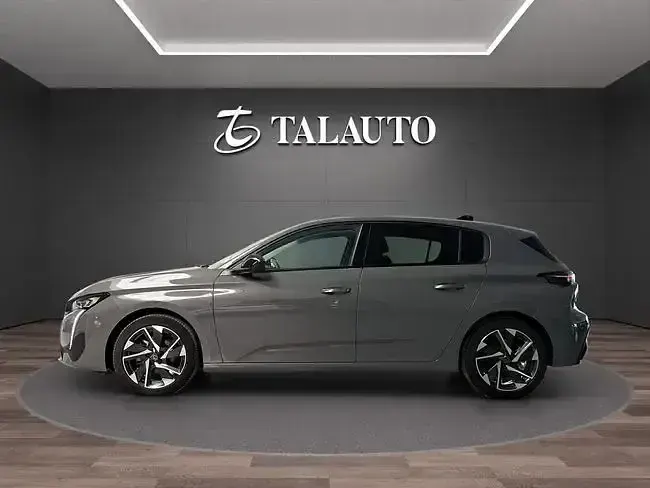 Usado Peugeot 308 Allure 130 CV (95 kW) 2024 Gris Berlina