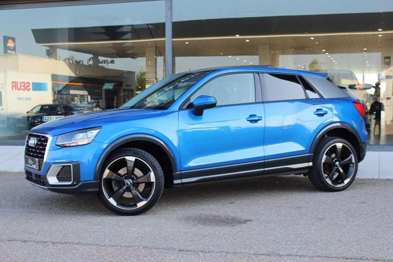 Usado Audi Q2 116 CV (85 kW) 2018 Azul SUV