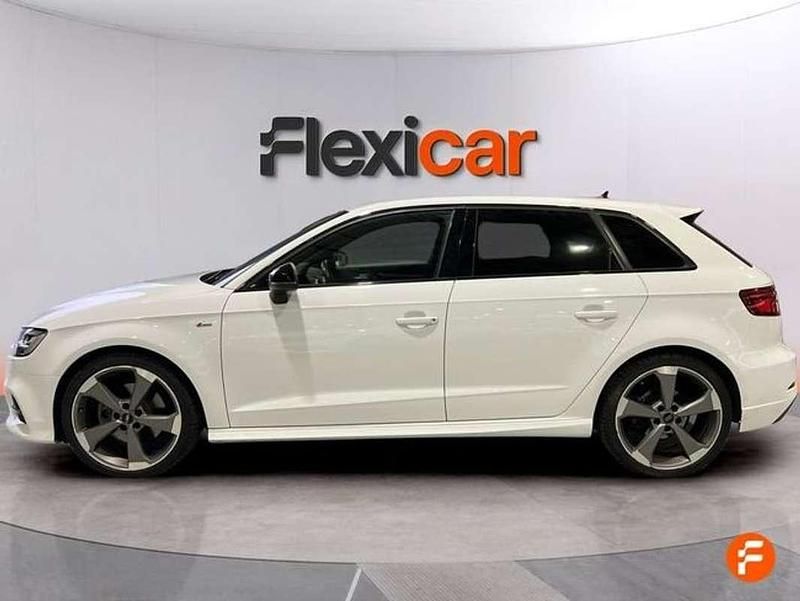 Usado Audi A3 Sportback 150 CV (110 kW) 2020 Blanco Utilitario
