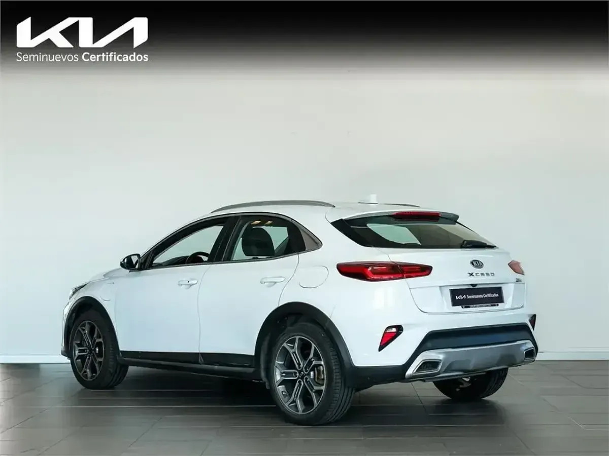 Usado Kia XCeed 141 CV (103 kW) 2021 Blanco SUV