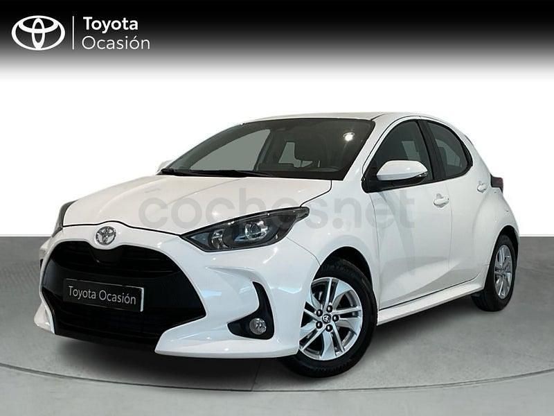 Usado Toyota Yaris 125 CV (91 kW) 2022 Blanco Utilitario