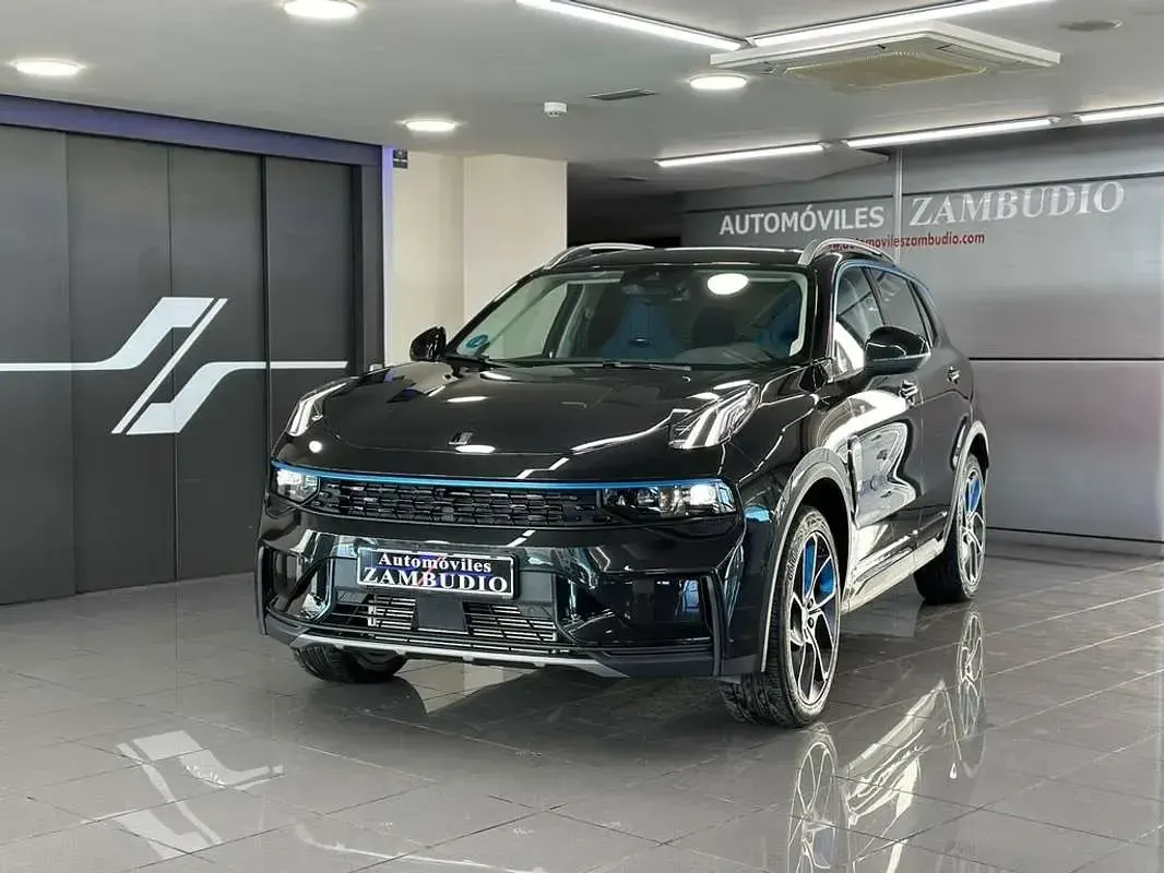 Usado Lynk & Co 01 261 CV (191 kW) 2023 Negro SUV