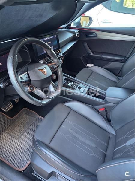 Usado Cupra Leon 245 CV (180 kW) 2020 Gris / plata Berlina