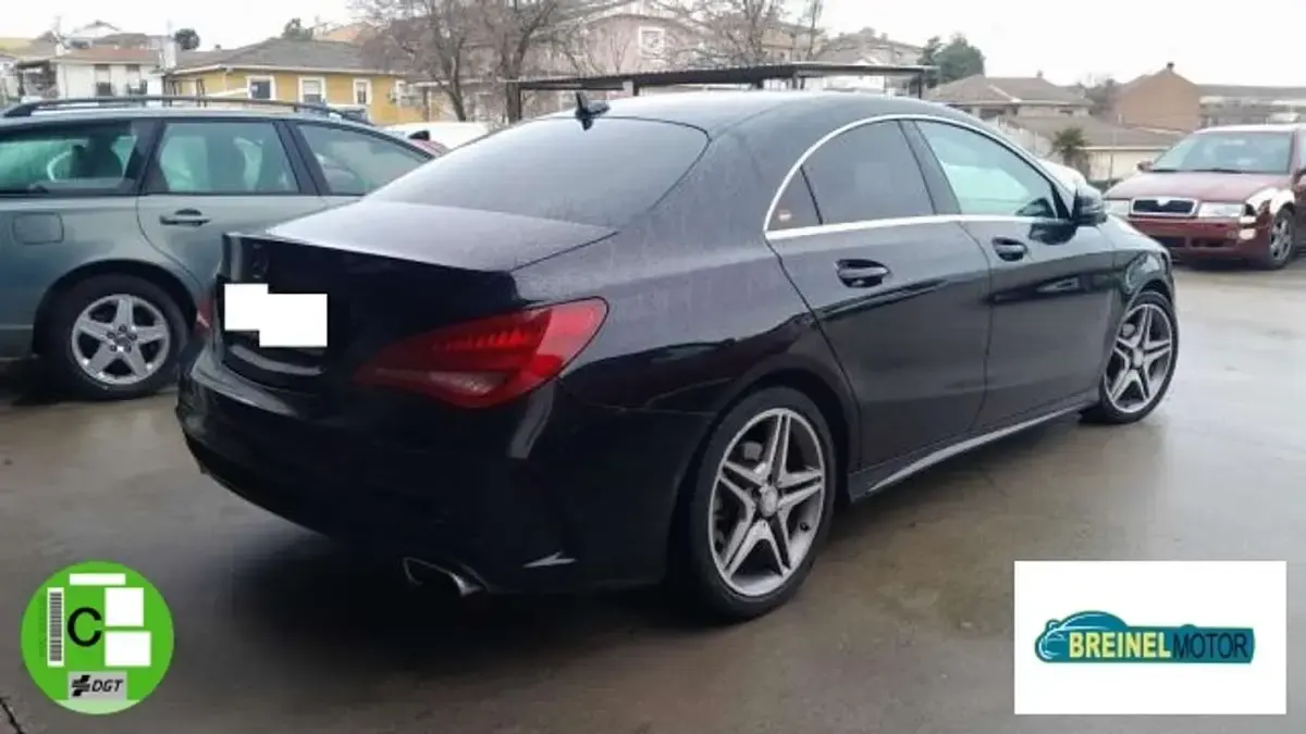 Usado Mercedes CLA200 Executive 136 CV (100 kW) 2016 Negro Coupe