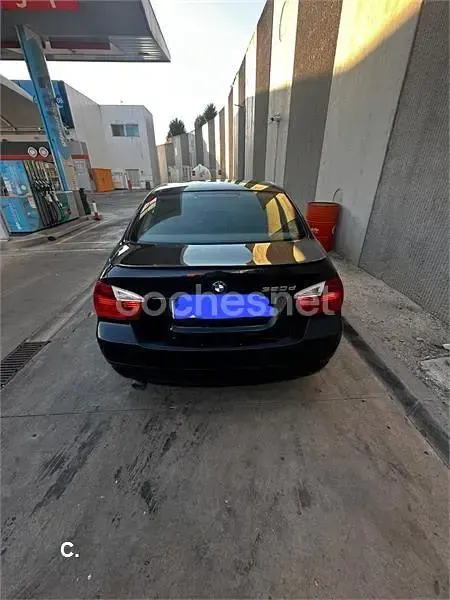 Usado BMW 320 150 CV (110 kW) 2006 Azul Berlina