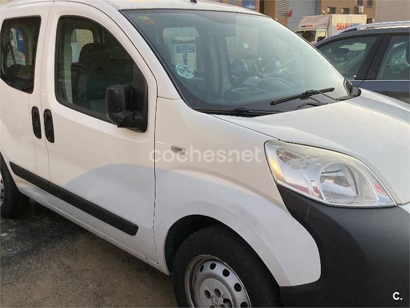 Blanco Usado 2013 Peugeot Bipper Access Monovolumen | 4900 € (Precio justo) - Imagen 1/4
