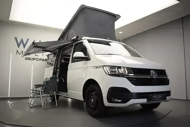 Usado VW California Beach 150 CV (110 kW) 2021 Blanco Van
