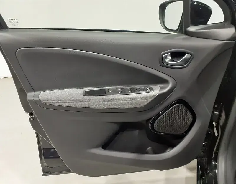 Usado Renault Zoe Evolution 80 kW (110 CV) 2024 Azul Utilitario