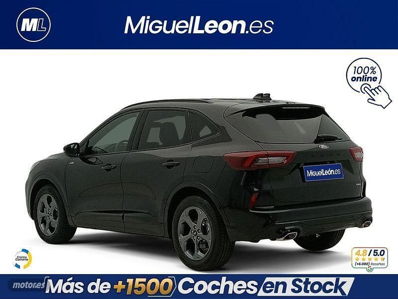 Usado Ford Kuga ST-Line 183 CV (134 kW) 2024 Negro SUV