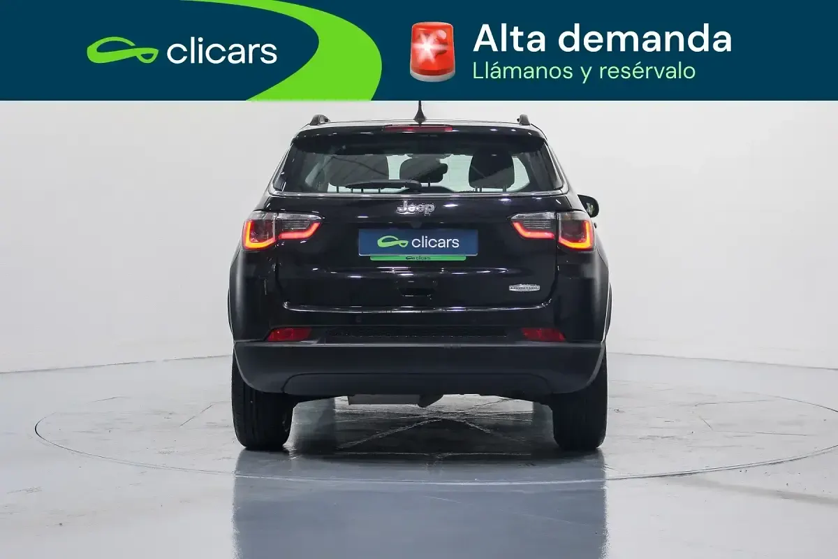 Begagnad Jeep Compass Longitude 120 HK (88 kW) 2018 Svart SUV