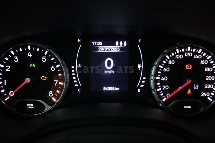 Usado Jeep Renegade Sport 120 CV (88 kW) 2019 Blanco SUV