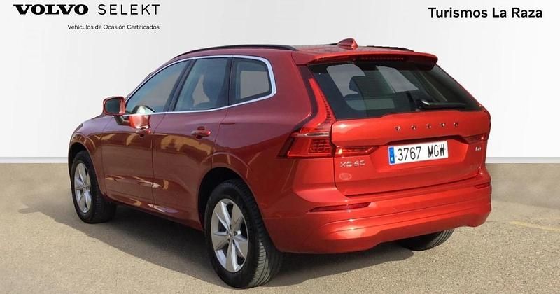 Usado Volvo XC60 Core 197 CV (144 kW) 2023 SUV